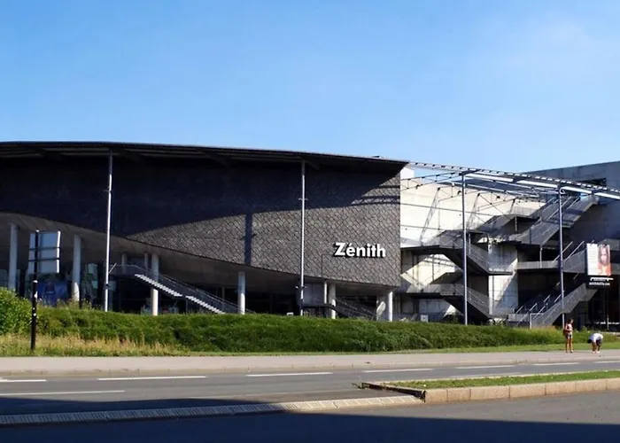 Fully-equipped Next To Flandres * Lille